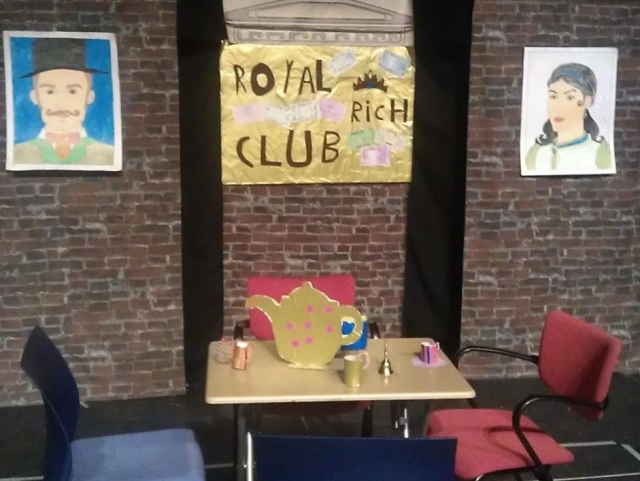  Imitating a tea room 